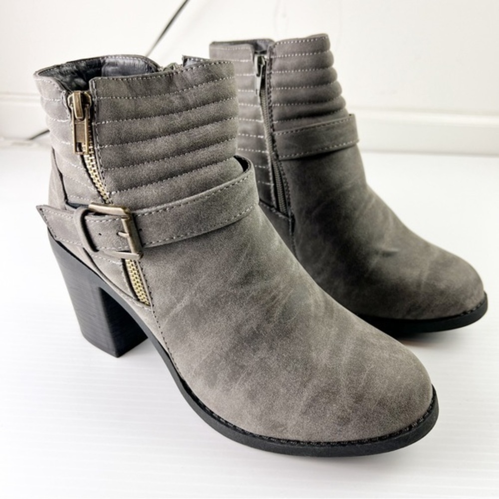 Twisted Jasmine Women's Ankle Boots Side Zip Stacked Heel Grey Size 10